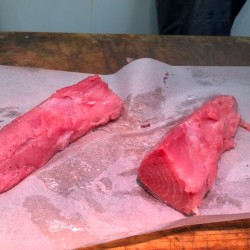 養殖鮪魚脳天部（1㎏包）